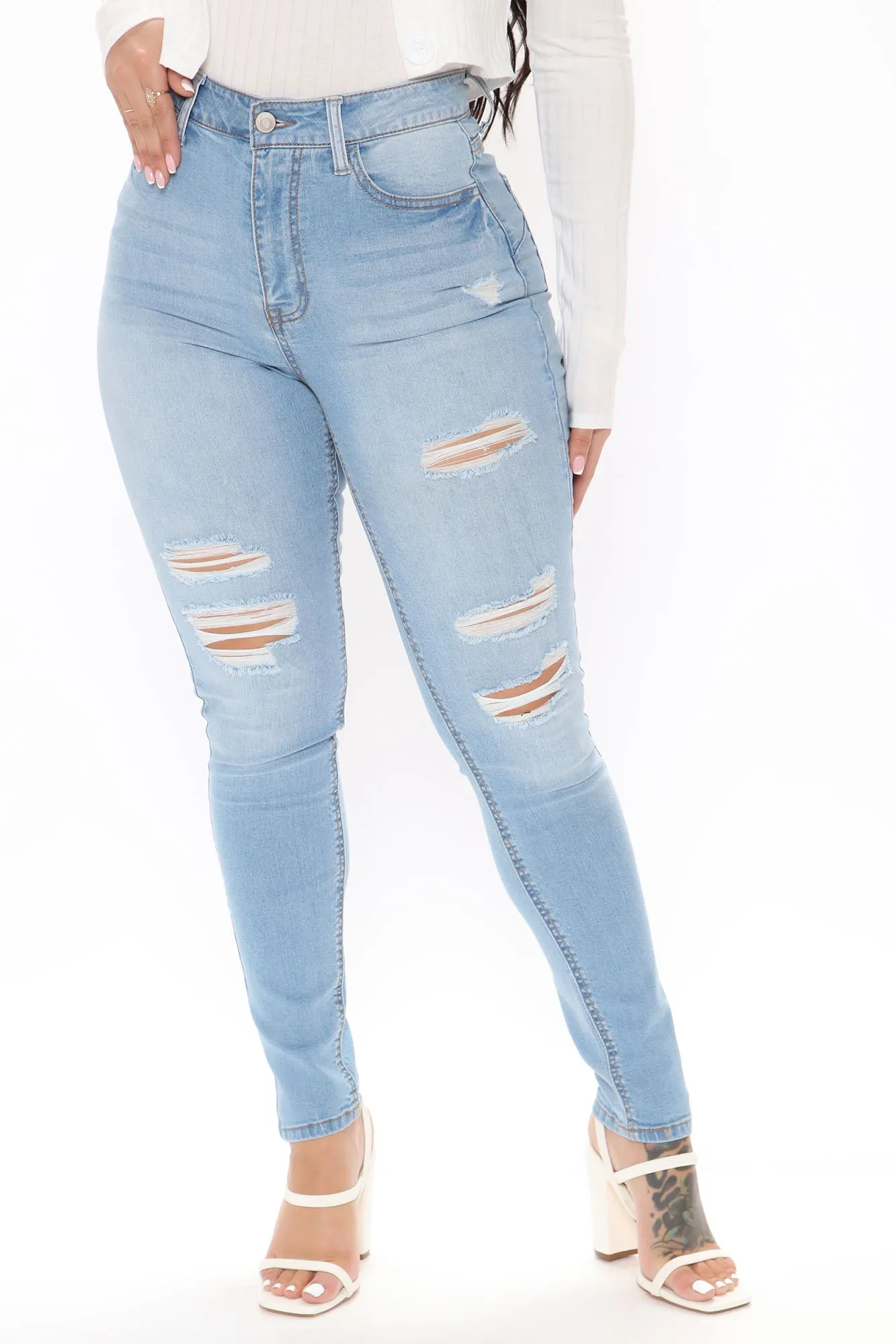 A Way With Words Ripped Skinny Jeans - Light Blue Wash
