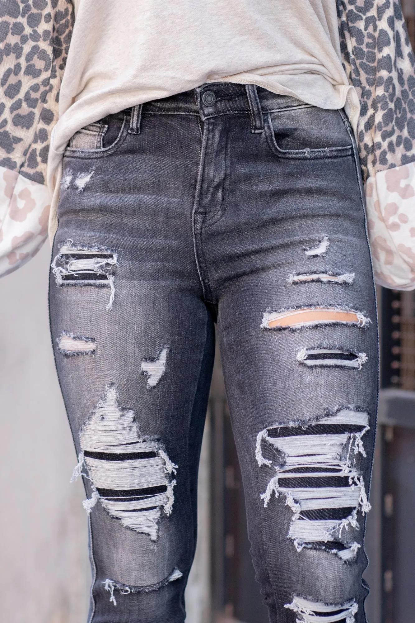 Feel it Still High Rise Distressed Skinny