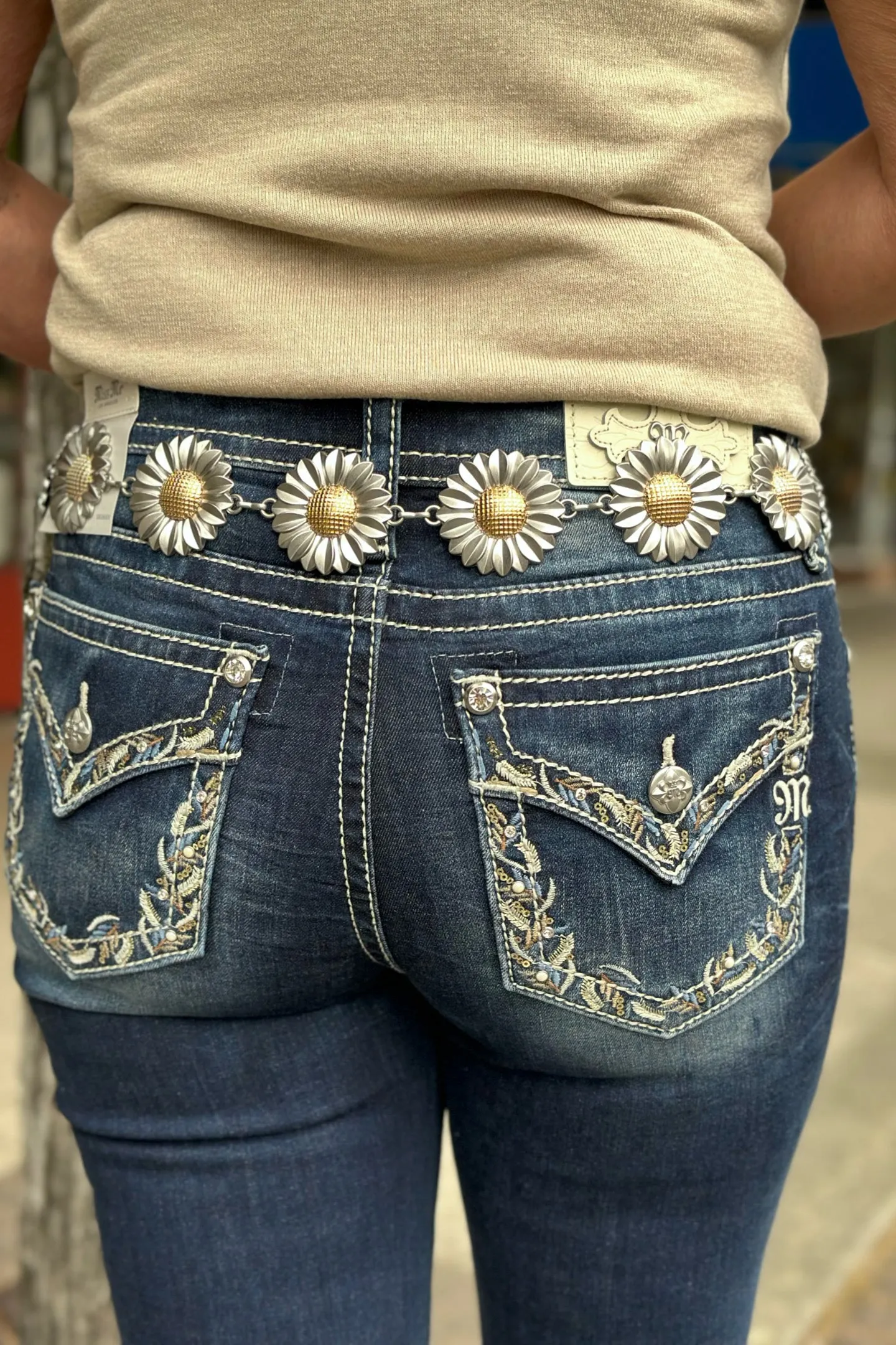 Miss Me Border Feather Mid Rise Skinny Jean